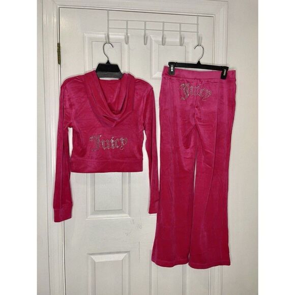 Juicy Couture Size M Velour Tracksuit Set Vixen Pink OG Logo NWT Y2K - Picture 1 of 8